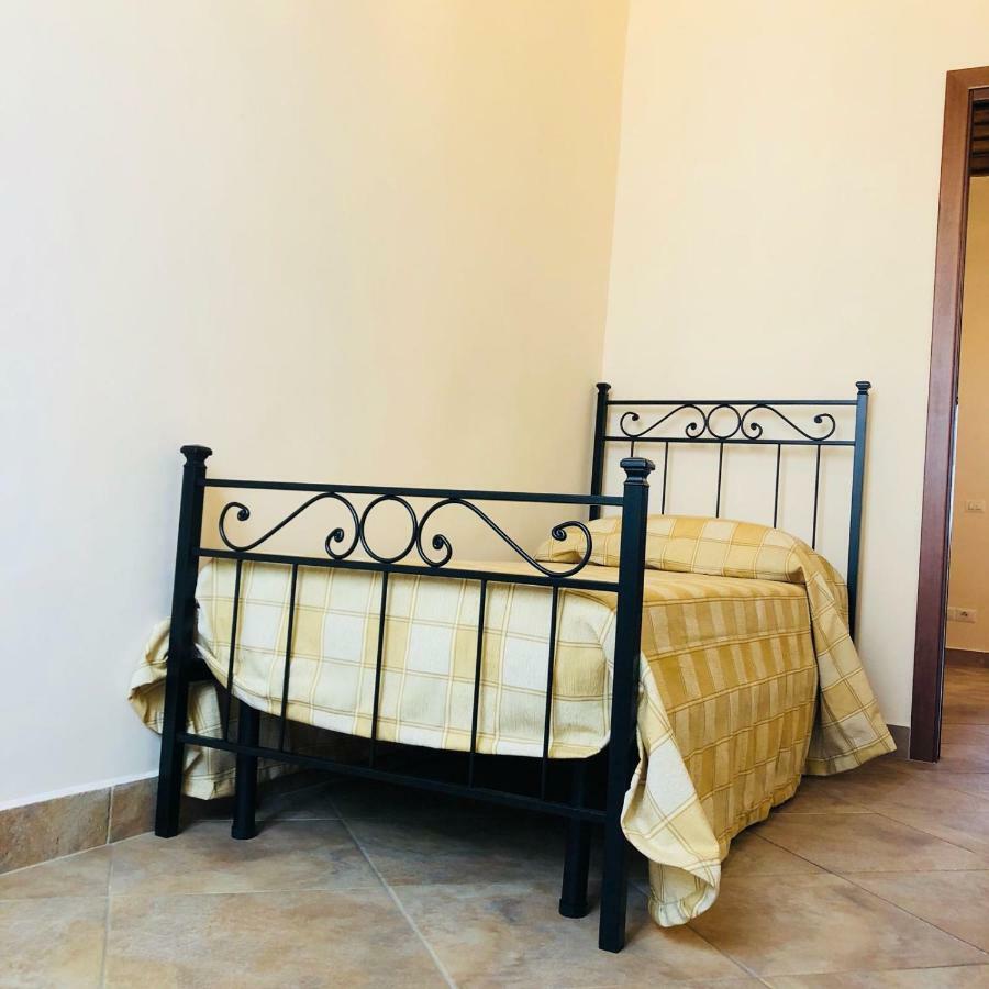 Casa Vacanze La Torretta Sutri Exterior foto